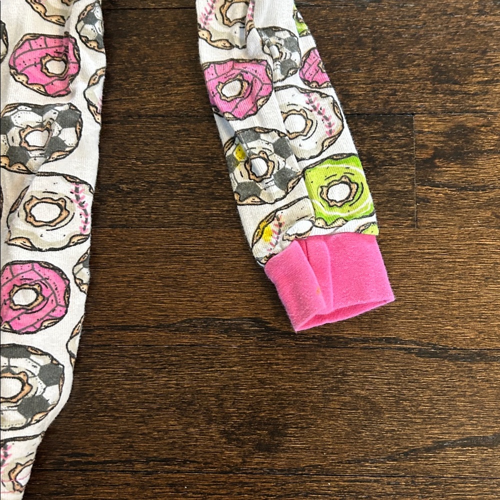 Baby Steps Girls Sport Donut Print Pajama Set - Pink & Green Size 4 - Picture 3 of 11